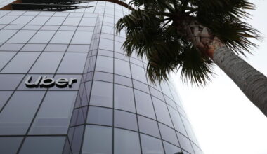 Uber and Trial Lawyers Refuse to ‘Roll the Dice’ in California