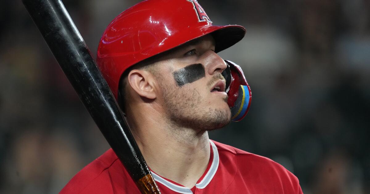Mike Trout doubles and homers as Angels defeat Diamondbacks