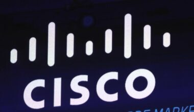 Cisco to lay off more than 400 workers in California