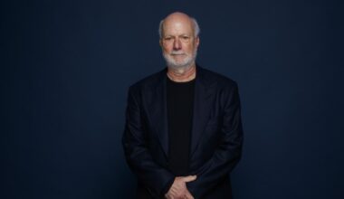 James Burrows dies: Director of 'Cheers,' 'Friends' and 'Taxi'