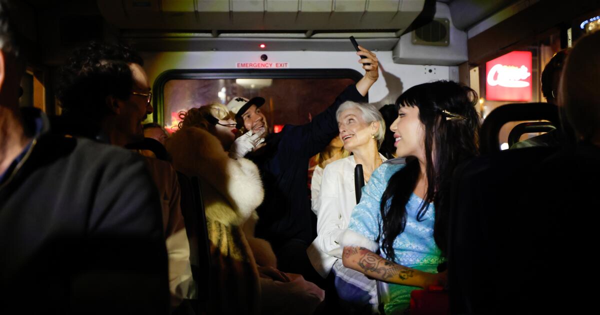 California Gothic bus tour from New Theater Hollywood haunts the city