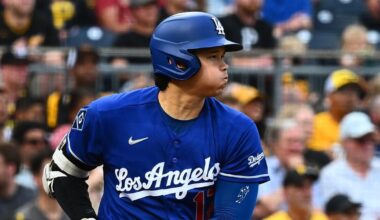 Shohei Ohtani, Justin Wrobleski exit Dodgers game with injuries