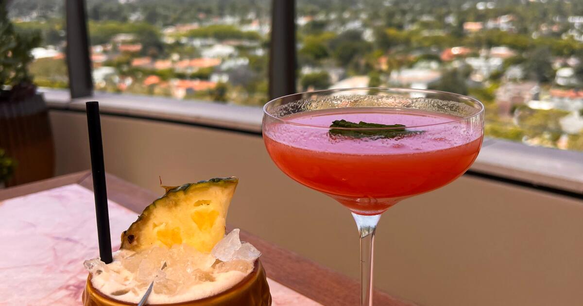 Here are a few SoCal rooftops bars and restaurants to visit this summer