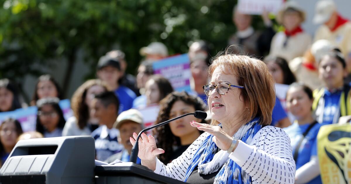 Contributor: A proposed law would let California government escape accountability