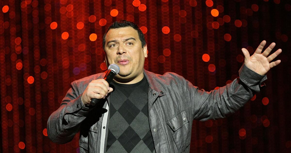 Comic Carlos Mencia arrested on suspicion of felony tax evasion