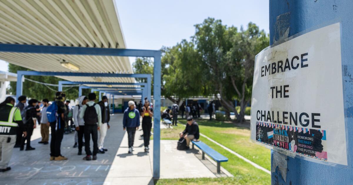 In a dramatic vote, county board blocks LAUSD takeover of Locke High