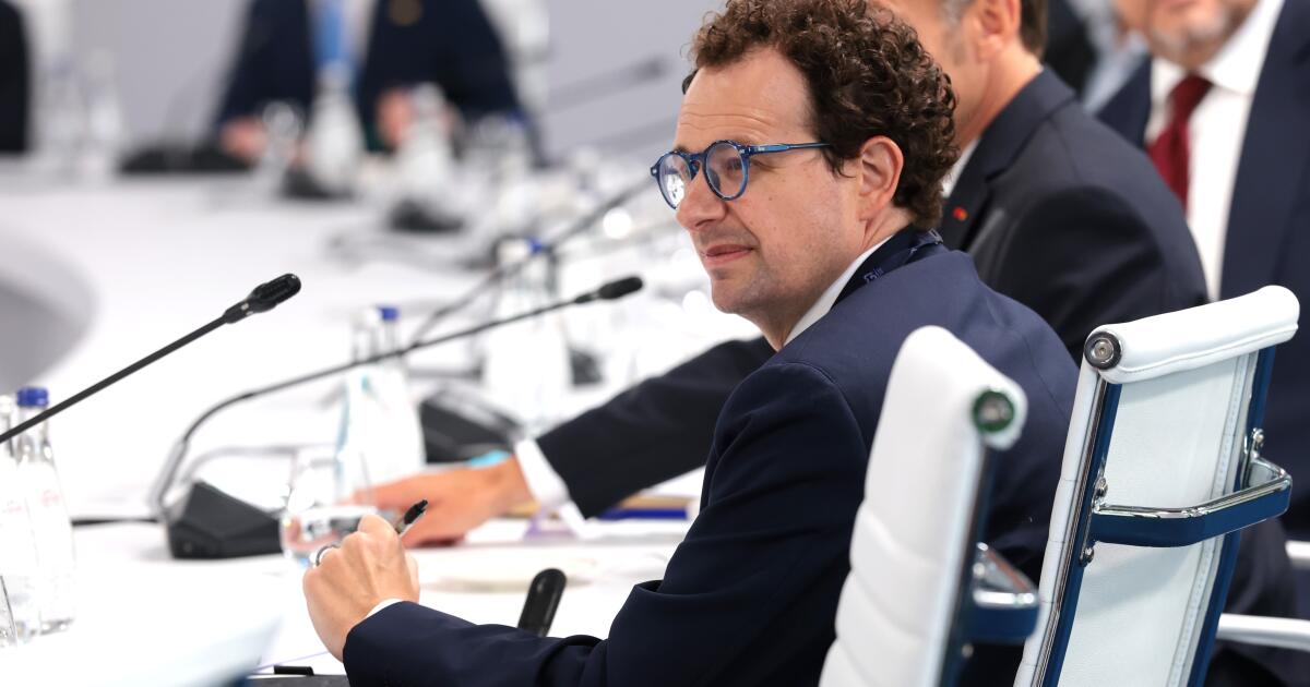 Hiltzik: Will the IPOs by AI firms mark the end?