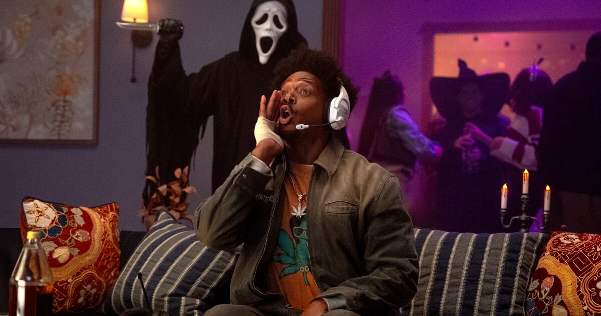 'Scary Movie' laughs its way to a first-place finish at the box office