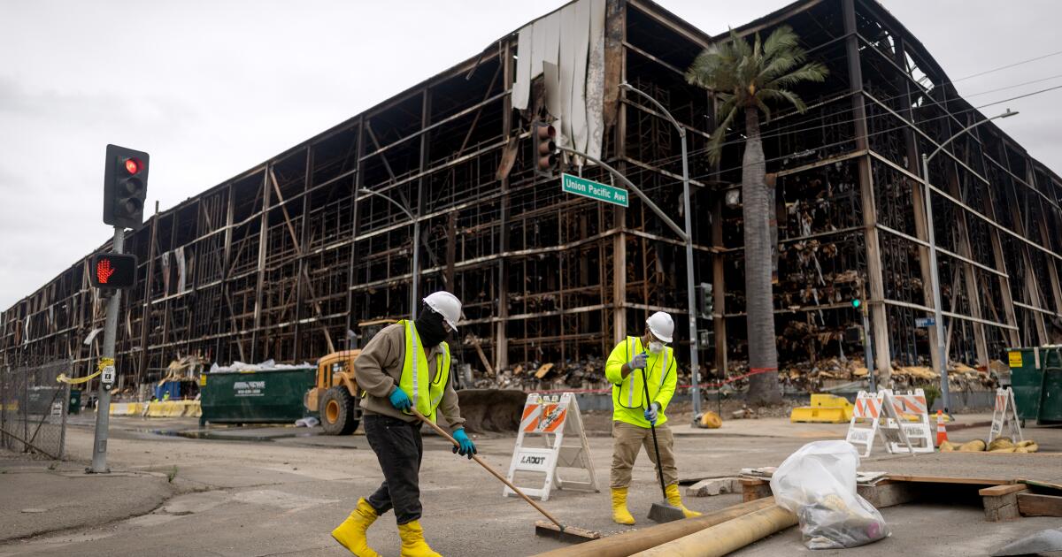 Amid smell and rodent worries, millions of pounds of rotting meat hauled off in Boyle Heights