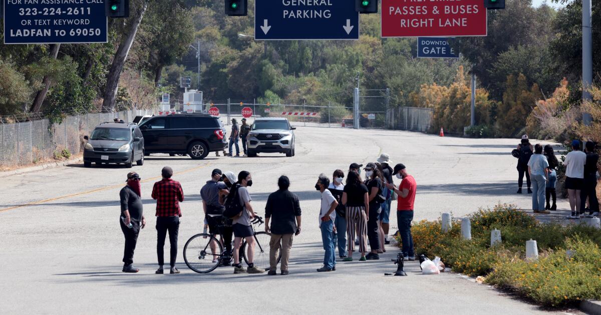 Dodgers fulfill $1-million pledge in response to ICE raids