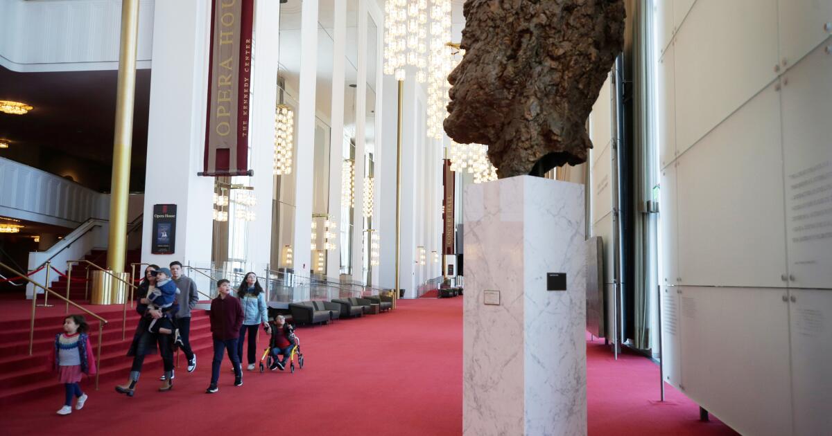 Washington National Opera sues Kennedy Center for $17 million