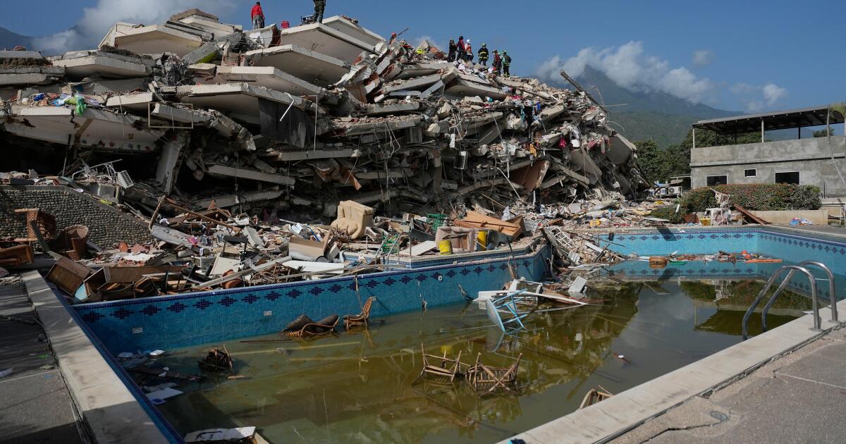Crucial window for rescuing Venezuela quake survivors narrows