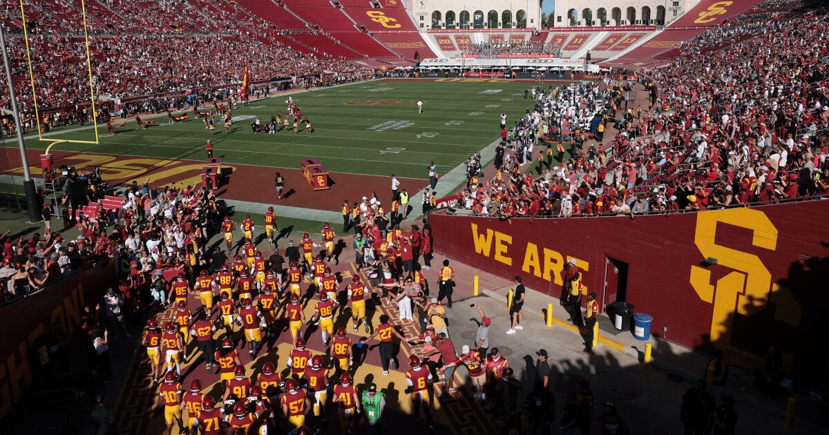 USC freshman linebacker Talanoa Ili joins lawsuit seeking to upend new NIL system