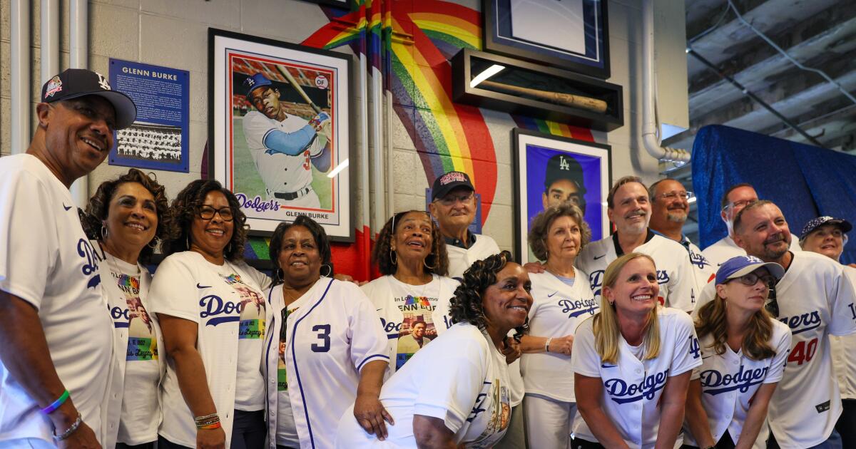 Dodgers show courage, honor LGBTQ+ pioneers Glenn Burke, Billy Bean