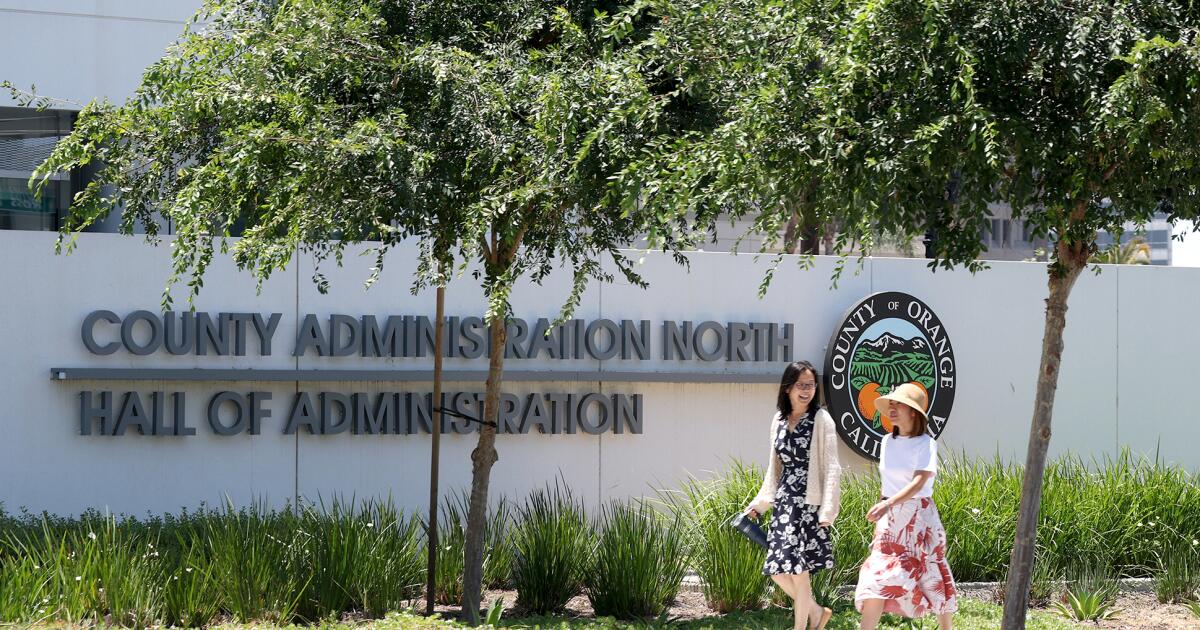 O.C. grand jury supports reforms to oust elected county officials for misconduct