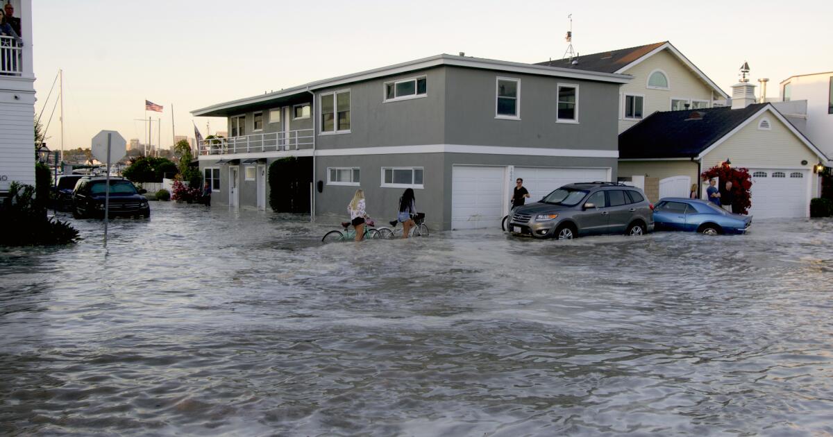 King tides prompt warning for coastal residents in Orange County
