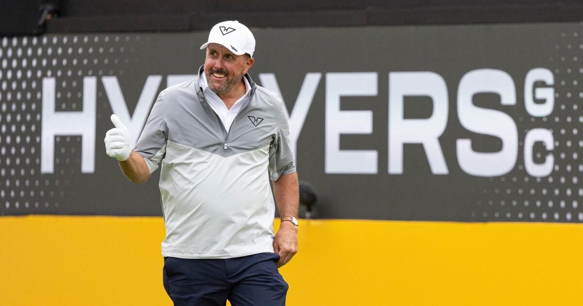Phil Mickelson's lawyer: Video refutes sexual misconduct allegation