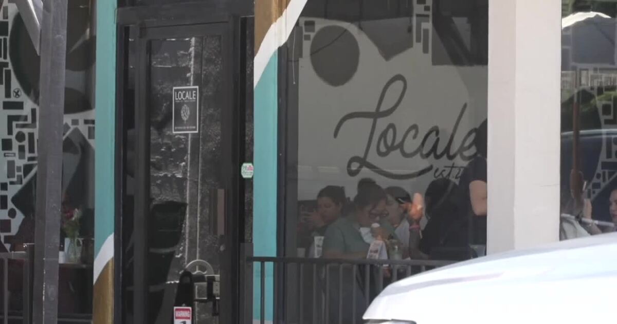 Businesses rally around hostages, first responders after downtown standoff