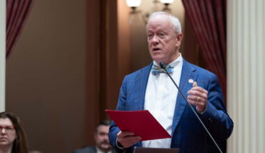 California lawmakers partner on pair of AI regulation bills