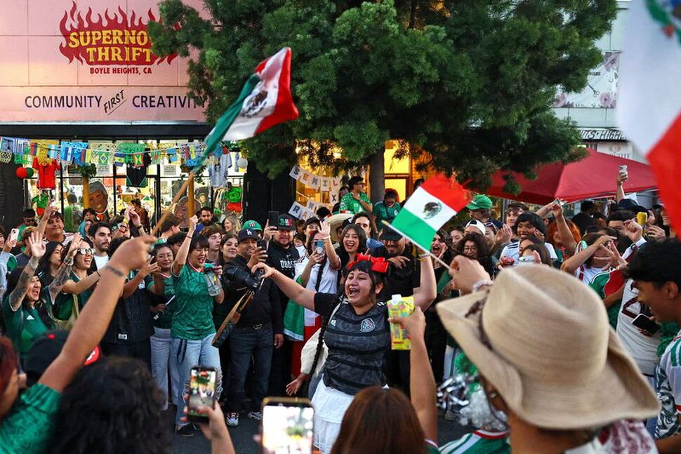 Soccer-In Los Angeles, Mexico Fans Make Every World Cup Game Their Own