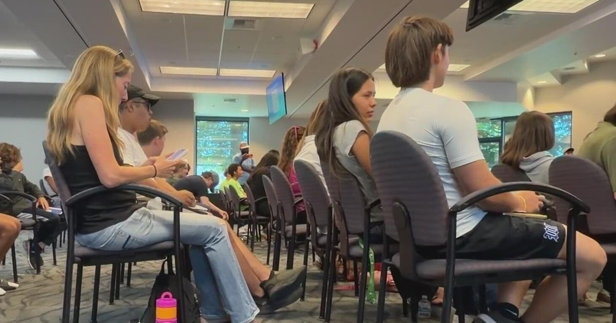 Vacaville students learn budgeting basics ahead of California finance course requirement