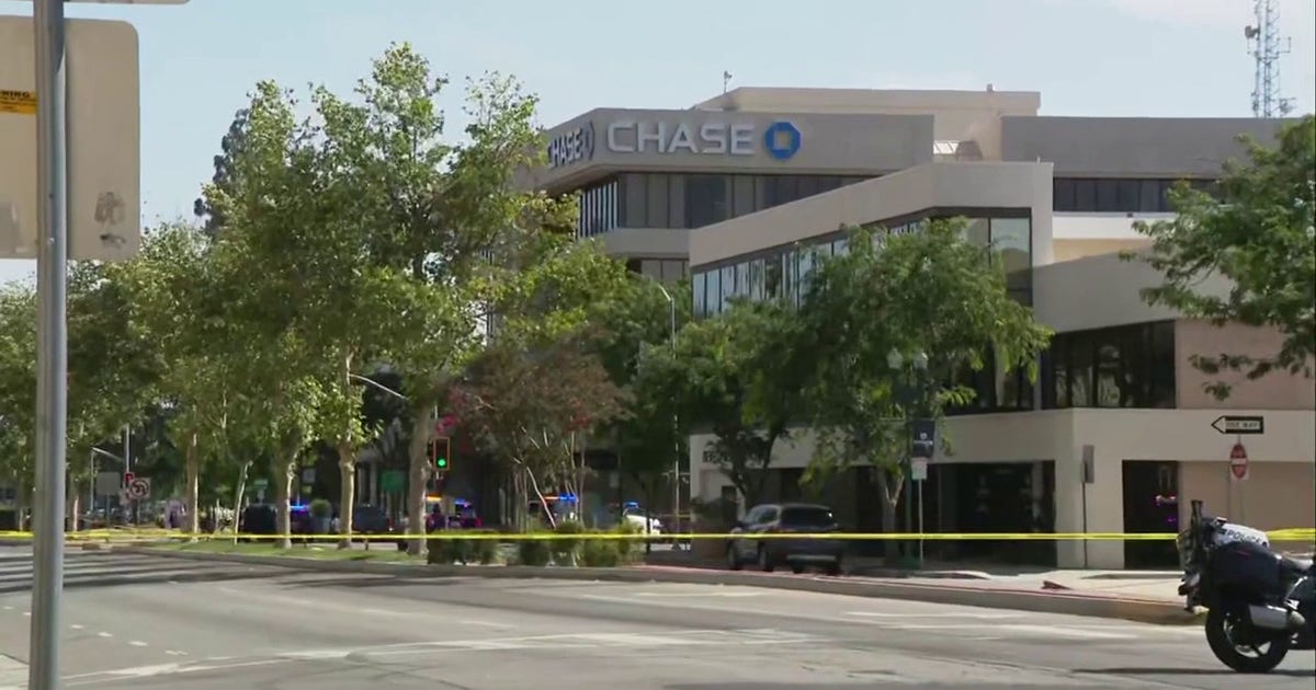 Bakersfield hostage suspect killed by FBI; all hostages rescued safe