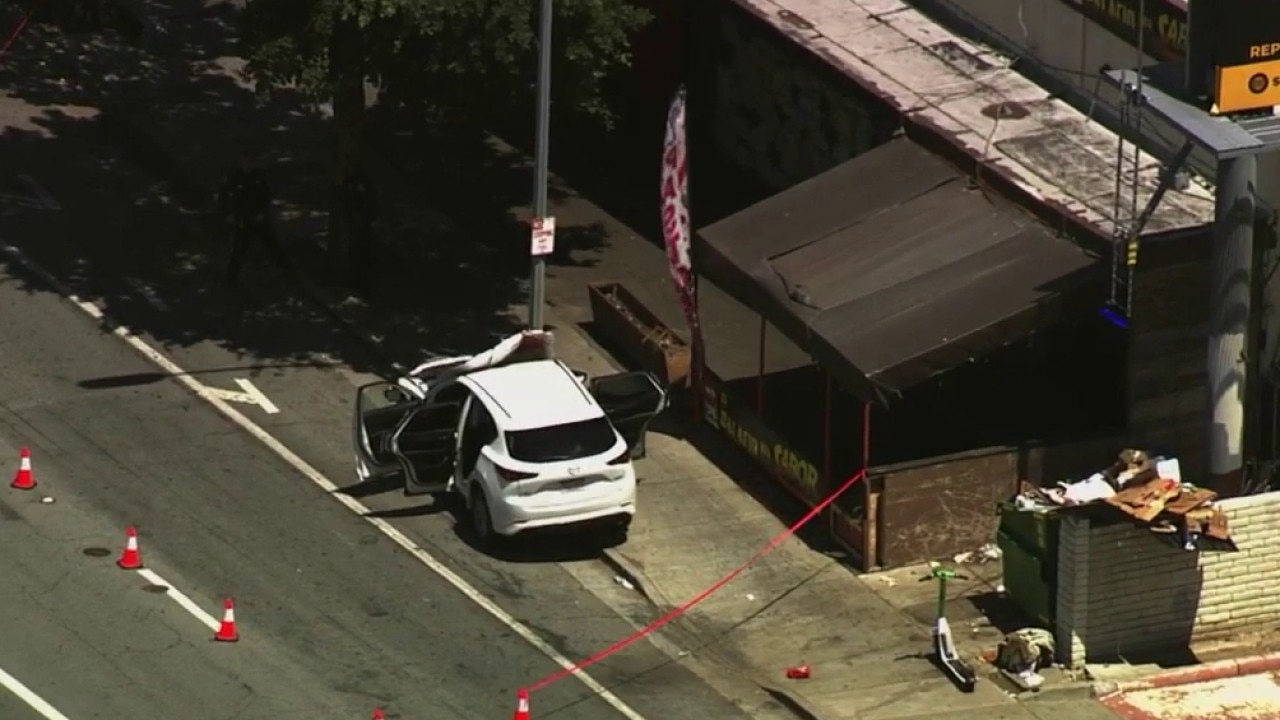Pedestrian killed in San Jose crash