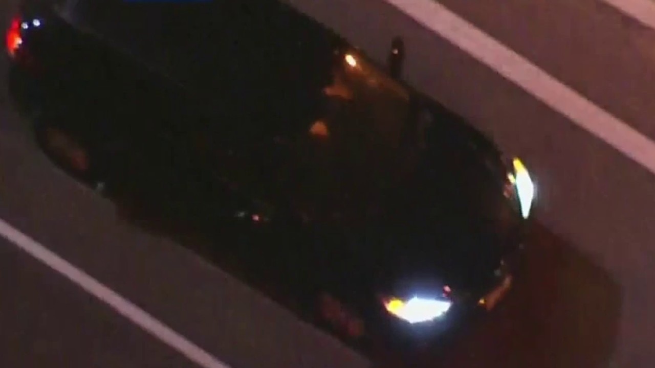 Police chase underway in Los Angeles County