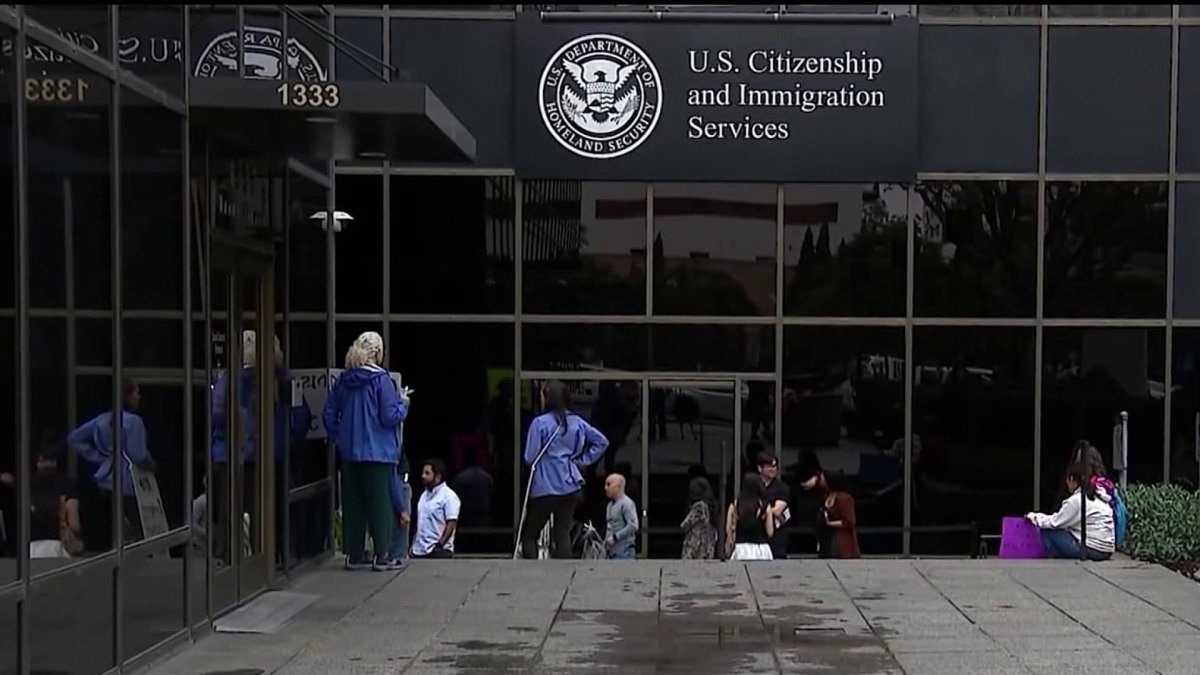 San Diego therapist loses job after DACA expires while awaiting renewal – NBC 7 San Diego
