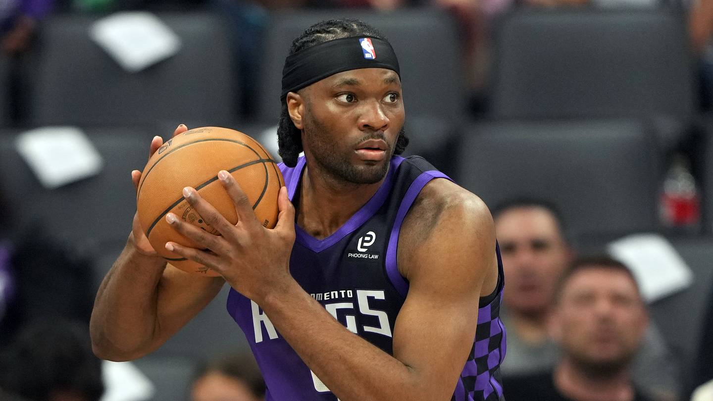 Instant Grade: Kings Re-Sign Precious Achiuwa to Two-Year Contract