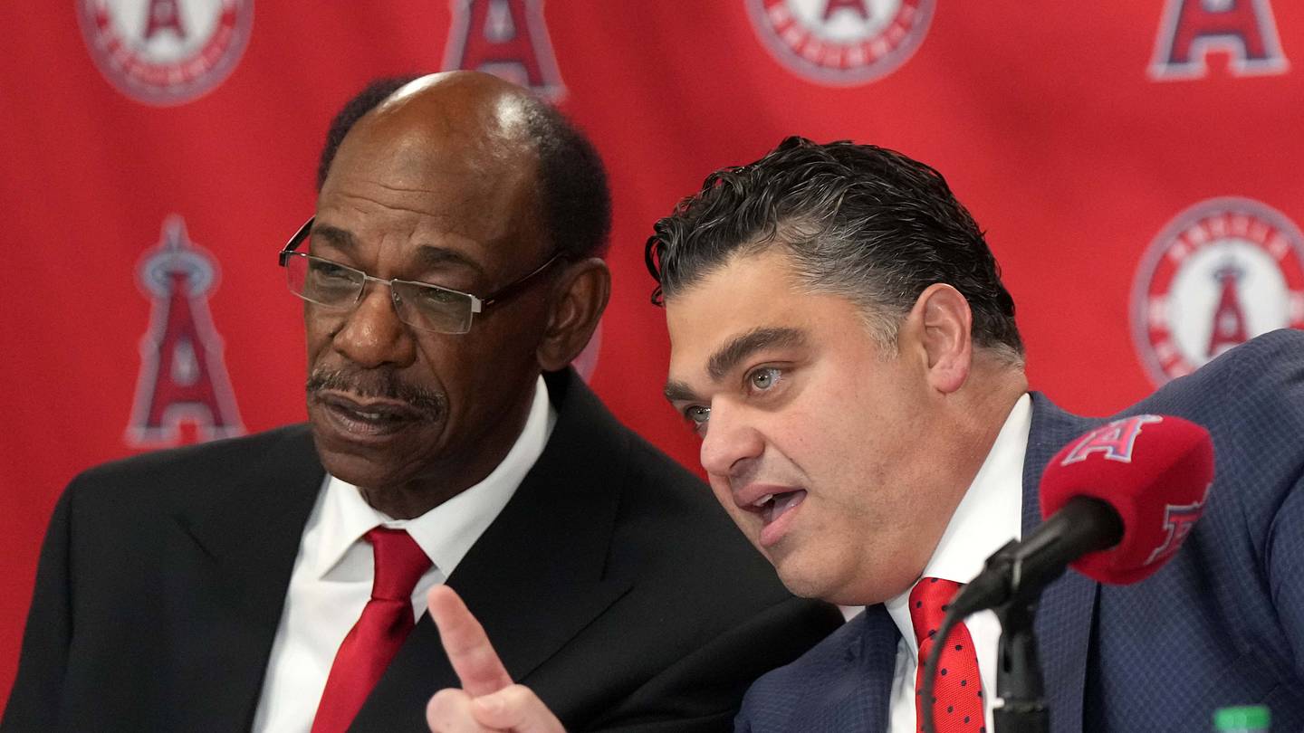 Former MLB GM thinks Perry Minasian 'should have resigned in protest'