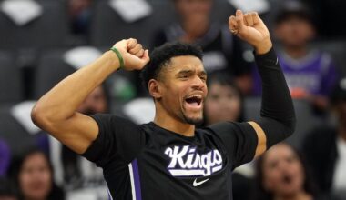 Apr 3, 2026; Sacramento, California, USA; Sacramento Kings center Dylan Cardwell (32) during the third quarter against the New Orleans Pelicans at Golden 1 Center. Mandatory Credit: Darren Yamashita-Imagn Images