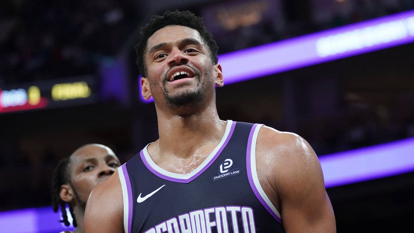 3 Takeaways as Kings Winning Streak Continues With Win Over Clippers