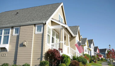 California HOA orders woman to remove American flag after 20 years, but experts say it's illegal
