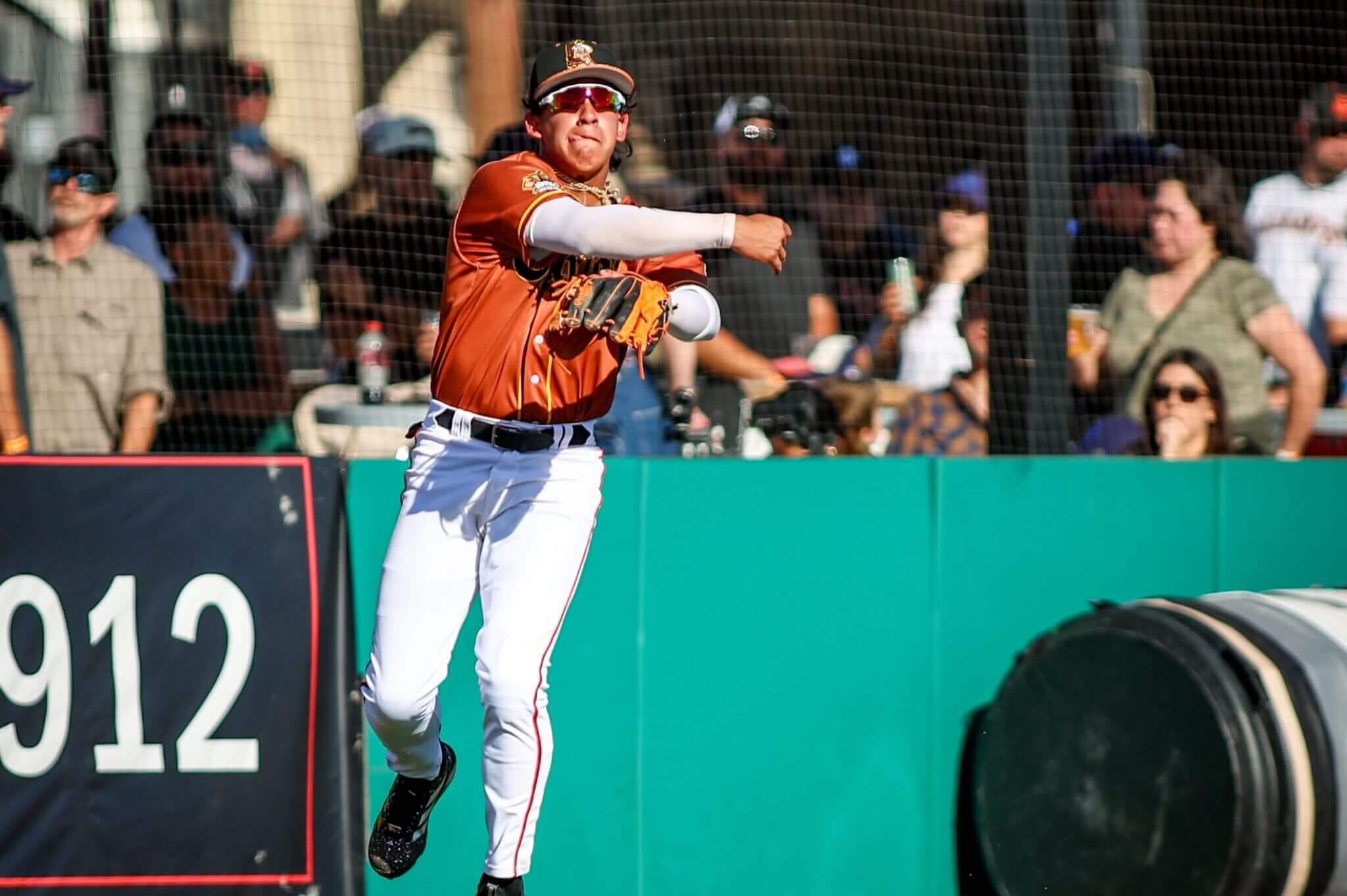 San Francisco Giants prospect Luis Hernández fires to first in his first game for the team's affiliate in San Jose.
