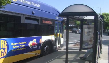 Sacramento studies rapid bus route to airport as light rail remains a $2 billion goal