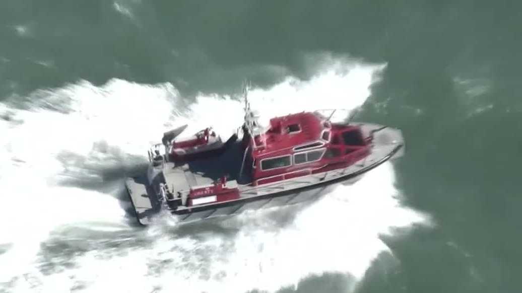 Search to be suspended for 3 missing after boat sinks in San Francisco Bay; 1 dead identified