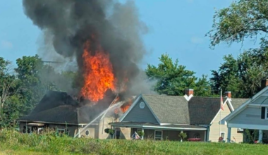 Home catches fire in Oakland City