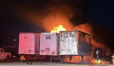 Semi-trailers catch fire in Sacramento County, cause unknown