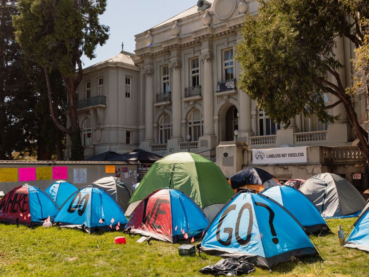 Berkeley slashes 2 safety net programs — a mental health crisis team and a homeless shelter