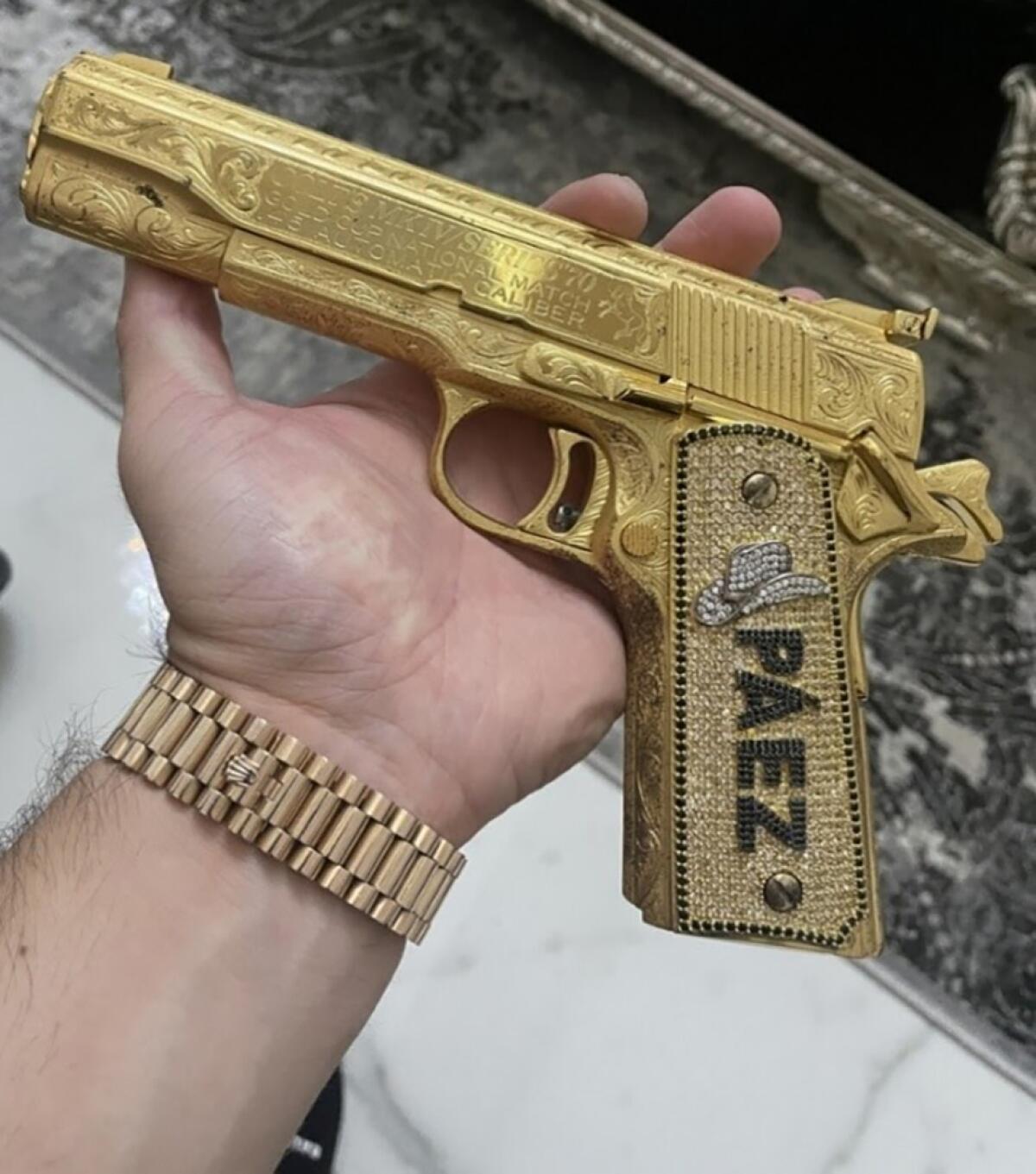 A firearm allegedly connected to Carlos Paez Pereda.