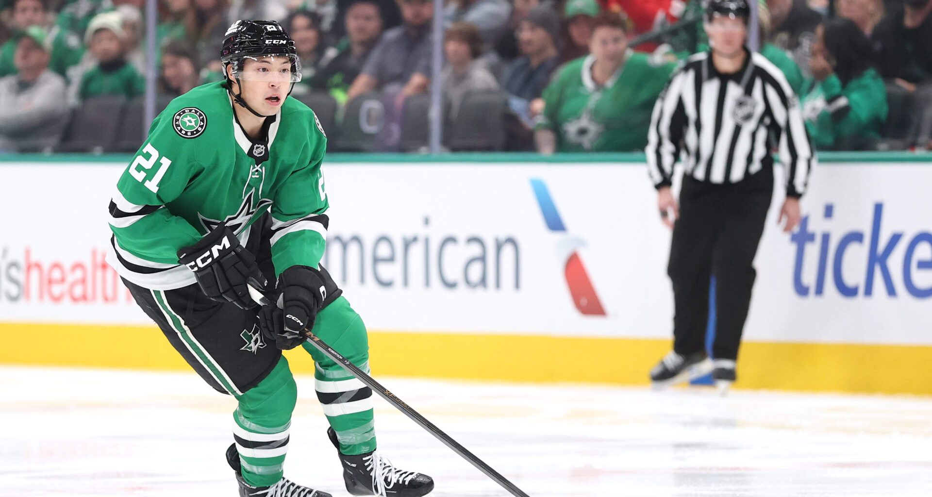 Western Conference Team Showing More Interest in Stars Winger Jason Robertson