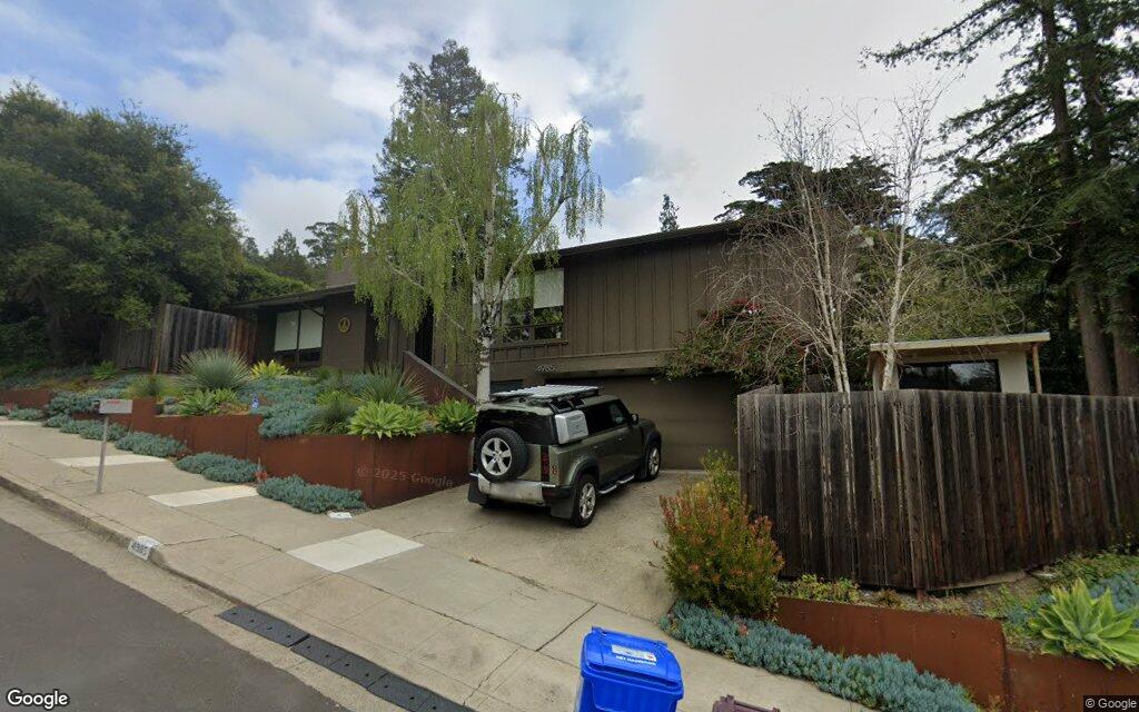 Hedge Ln. 4985 - Google Street View