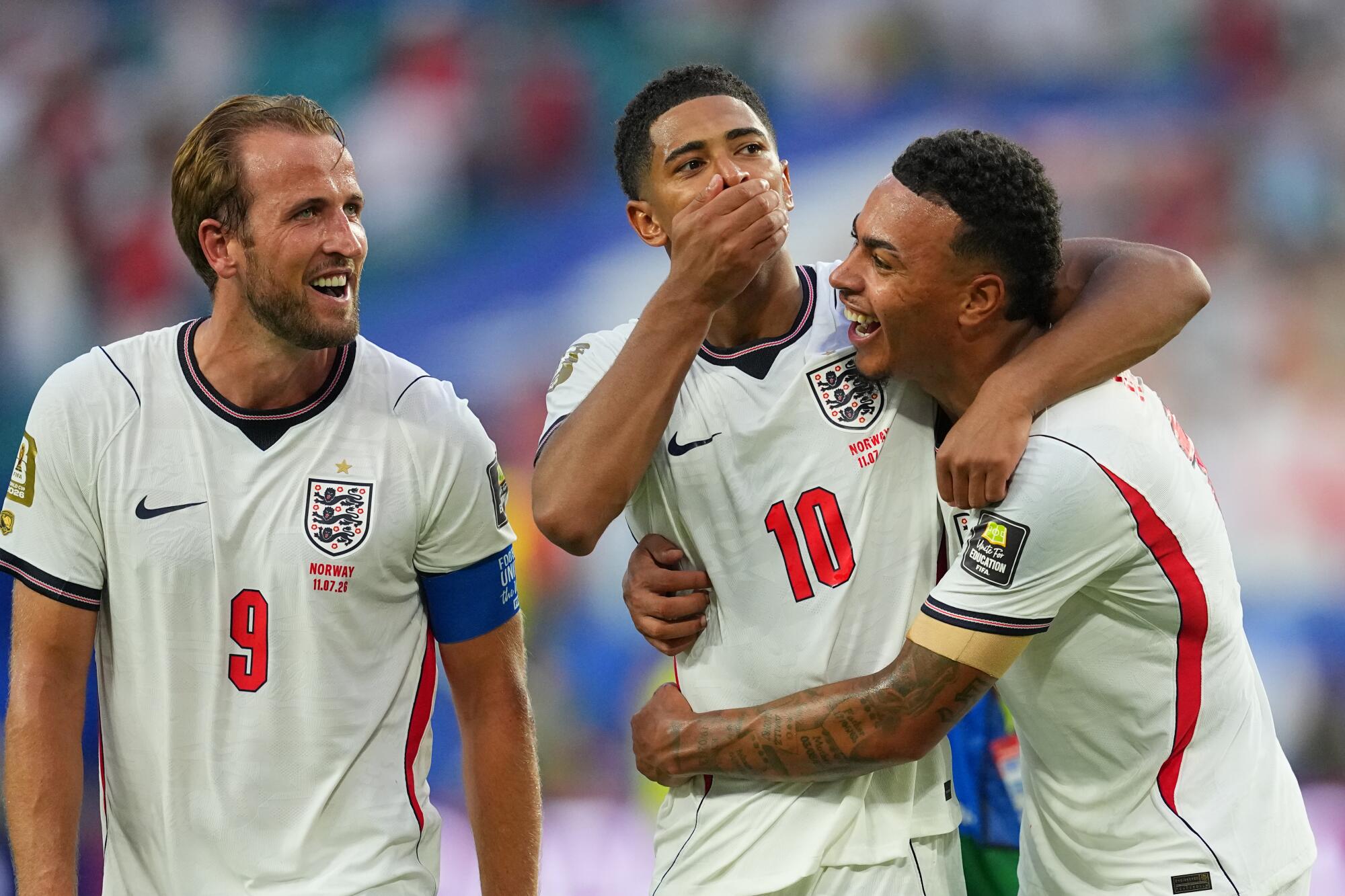 England's Harry Kane, Jude Bellingham, and Morgan Rogers celebrate against Norway.