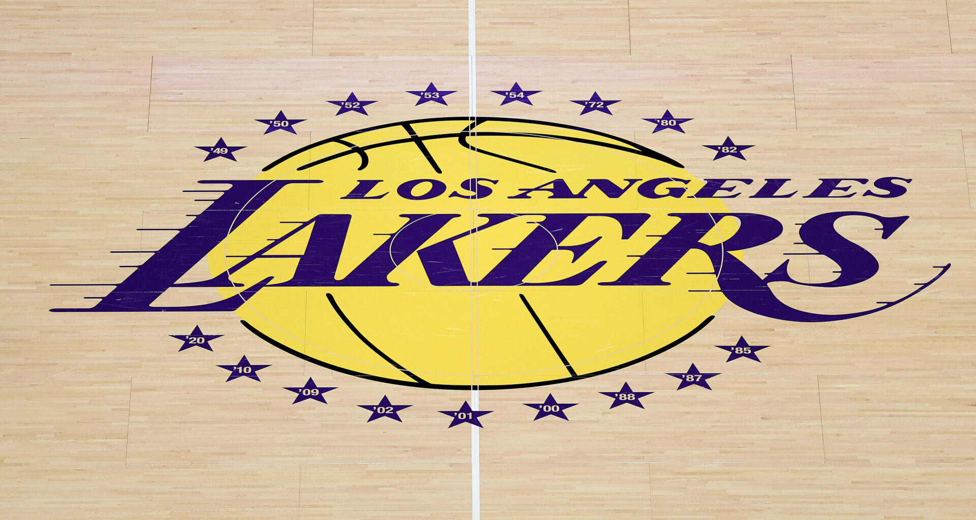Los Angeles Lakers Officially Lose 9-Year NBA Player