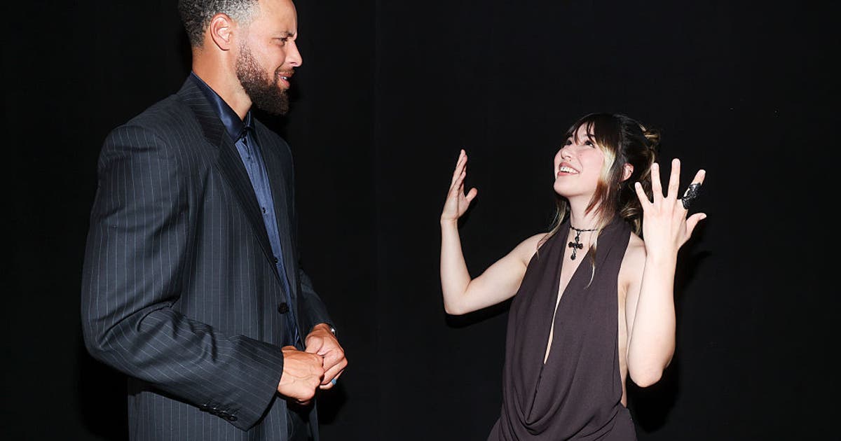 Warriors' Steph Curry, Olympian Alysa Liu represent Oakland at ESPYs