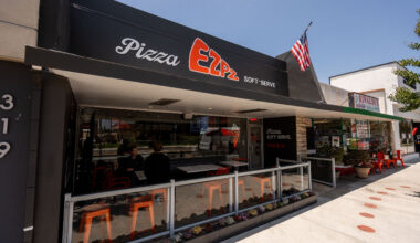 EZPZ opens with New York-style pizza and organic soft-serve