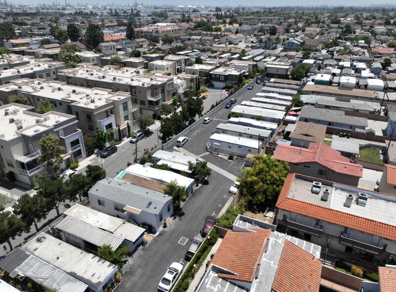 An aerial view of Flamingo Garden Mobile Home Park and surrounding development.