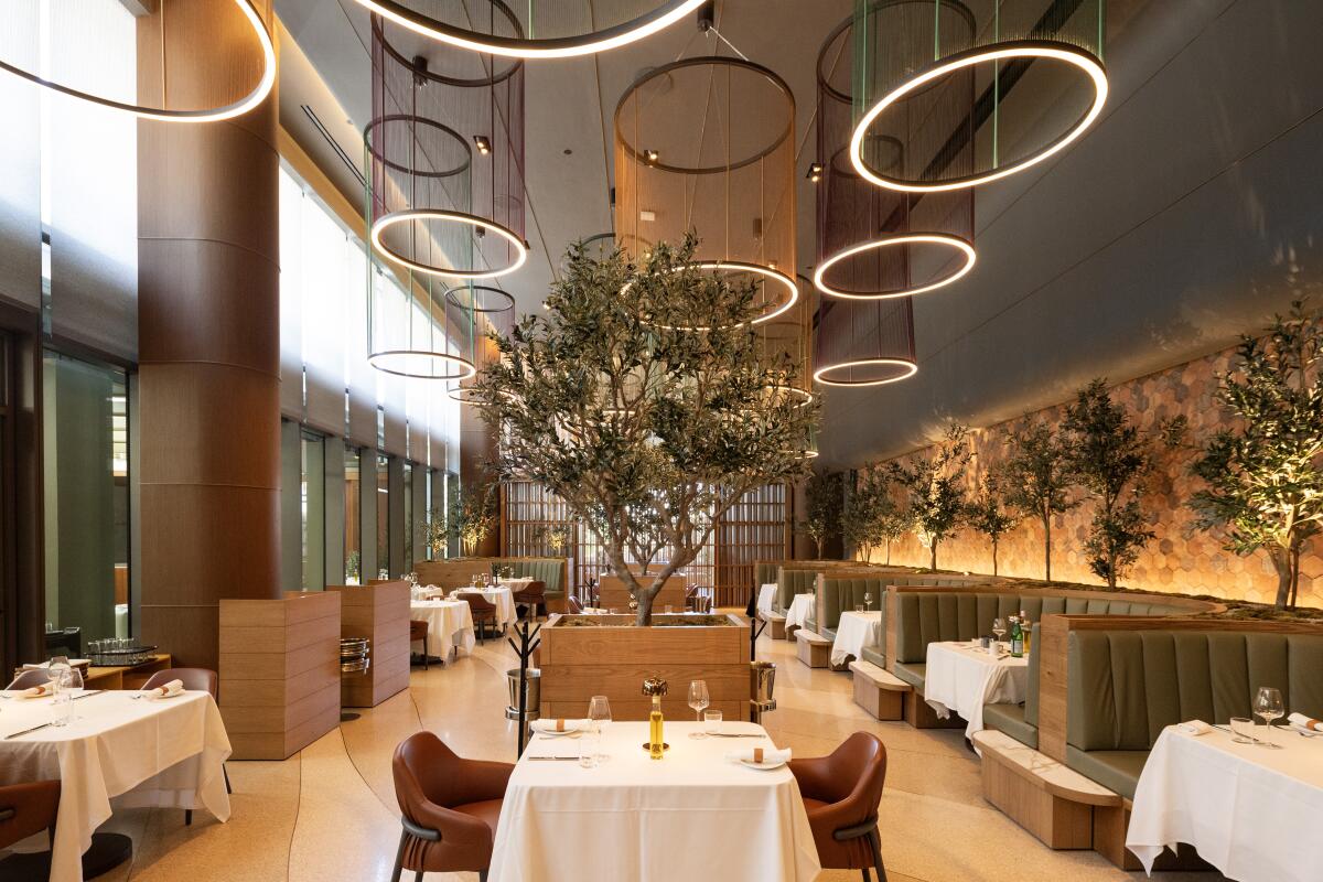 Dining room at Baldi in Beverly Hills
