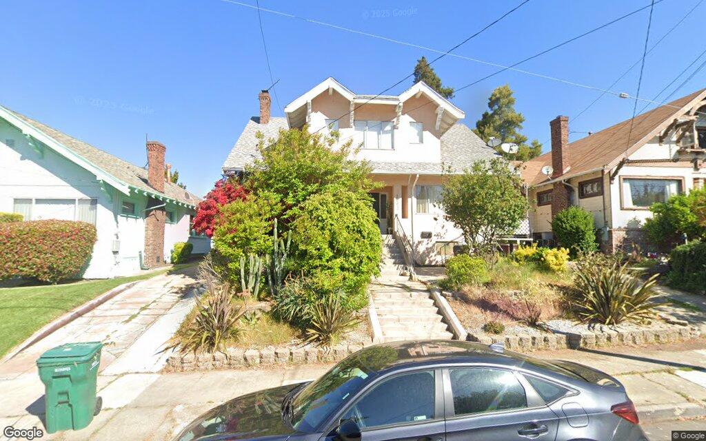 Rosedale Ave. 2063 - Google Street View